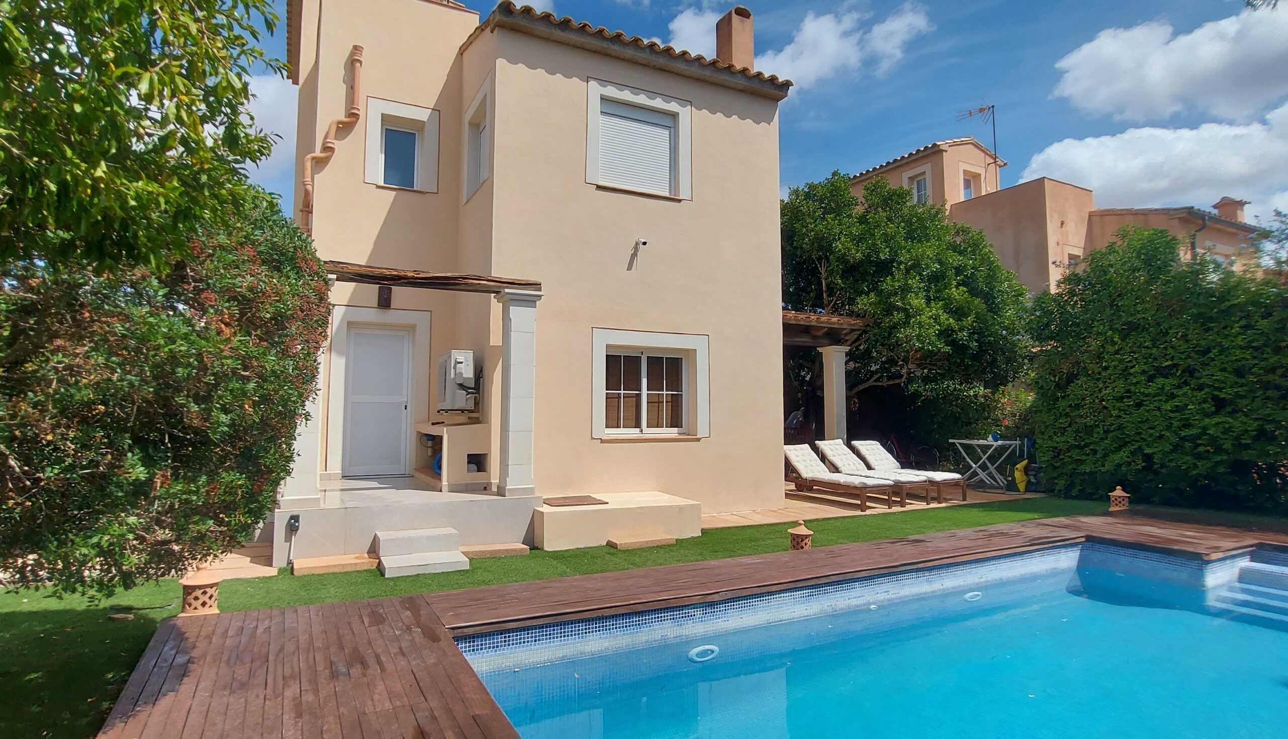 IA-728 Casa en Dalt con Piscina de 3 dormitorios